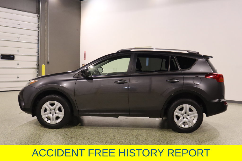 Used 2014 Toyota RAV4 LE FWD image 5