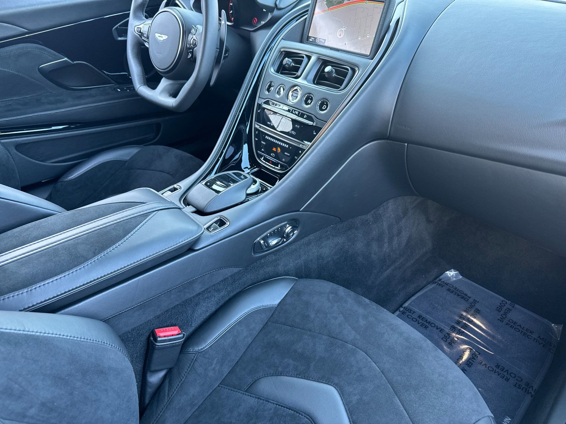 Used 2020 Aston Martin DBS Superleggera Volante image 16