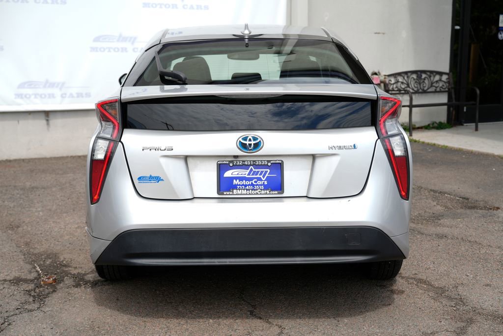 Used 2017 Toyota Prius Four w/ Advanced Technology Package FWD image 6