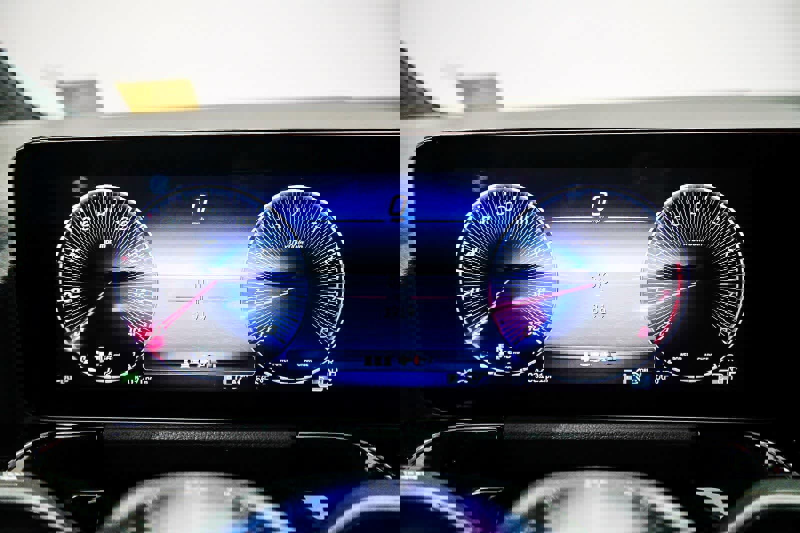 Used 2025 Mercedes-Benz GLA 250 image 24