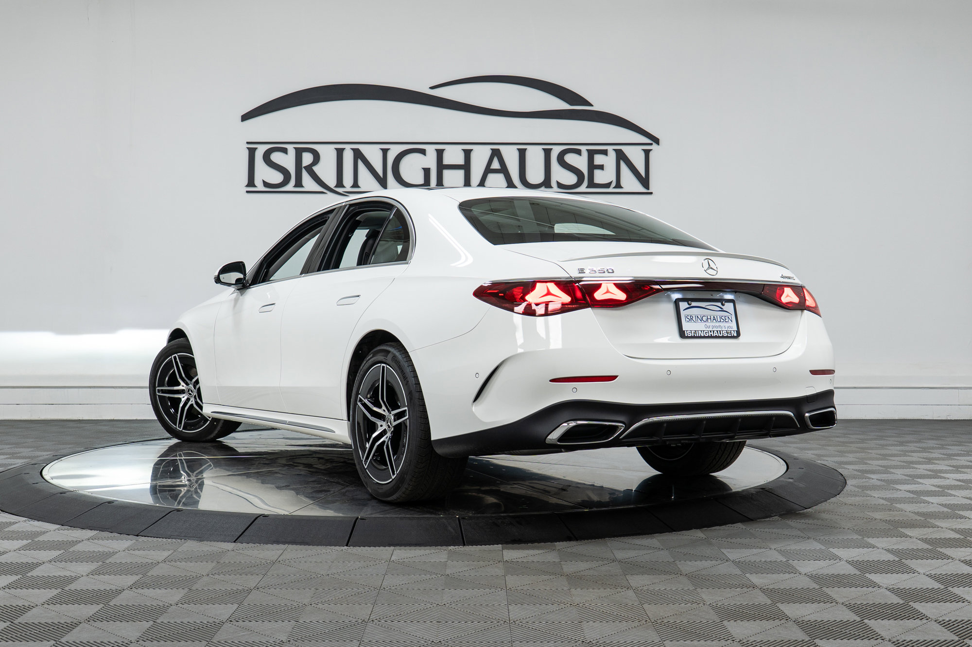 New 2025 Mercedes-Benz E 350 4MATIC Sedan image 30