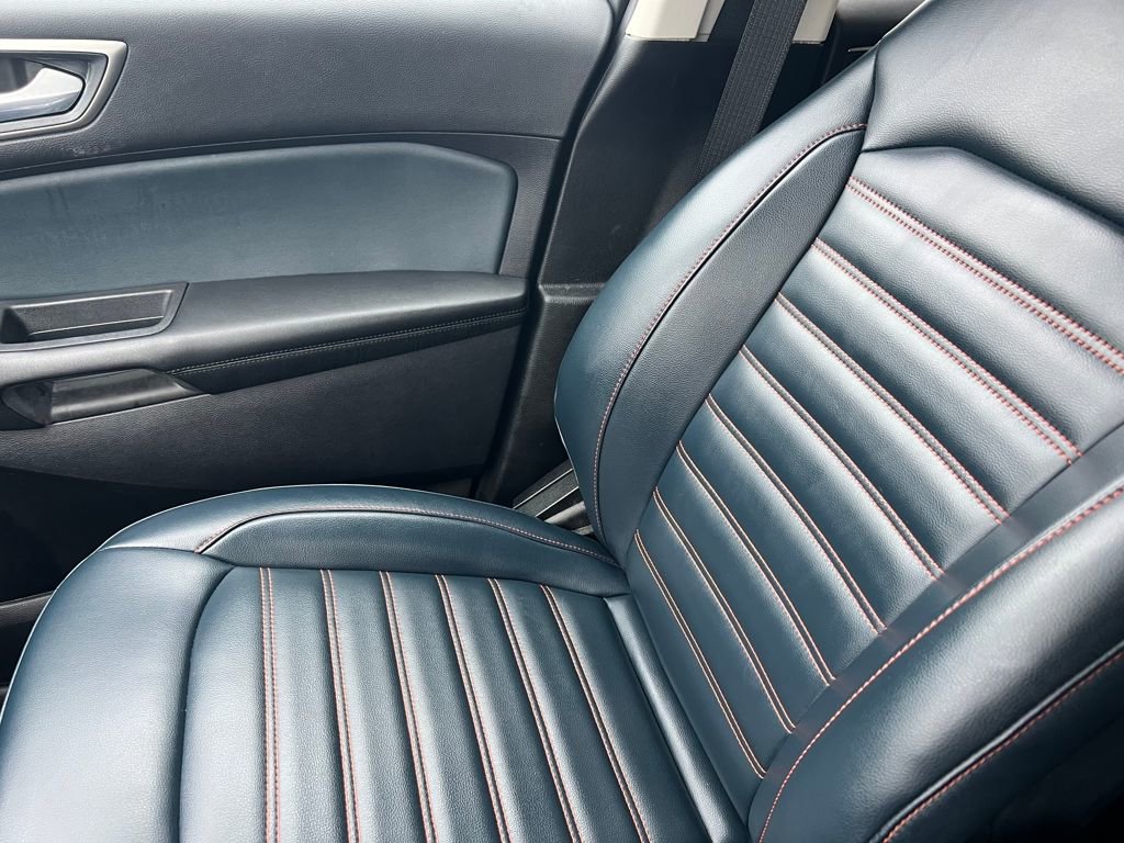 Used 2022 Ford Edge SEL w/ Sport Appearance Package image 33