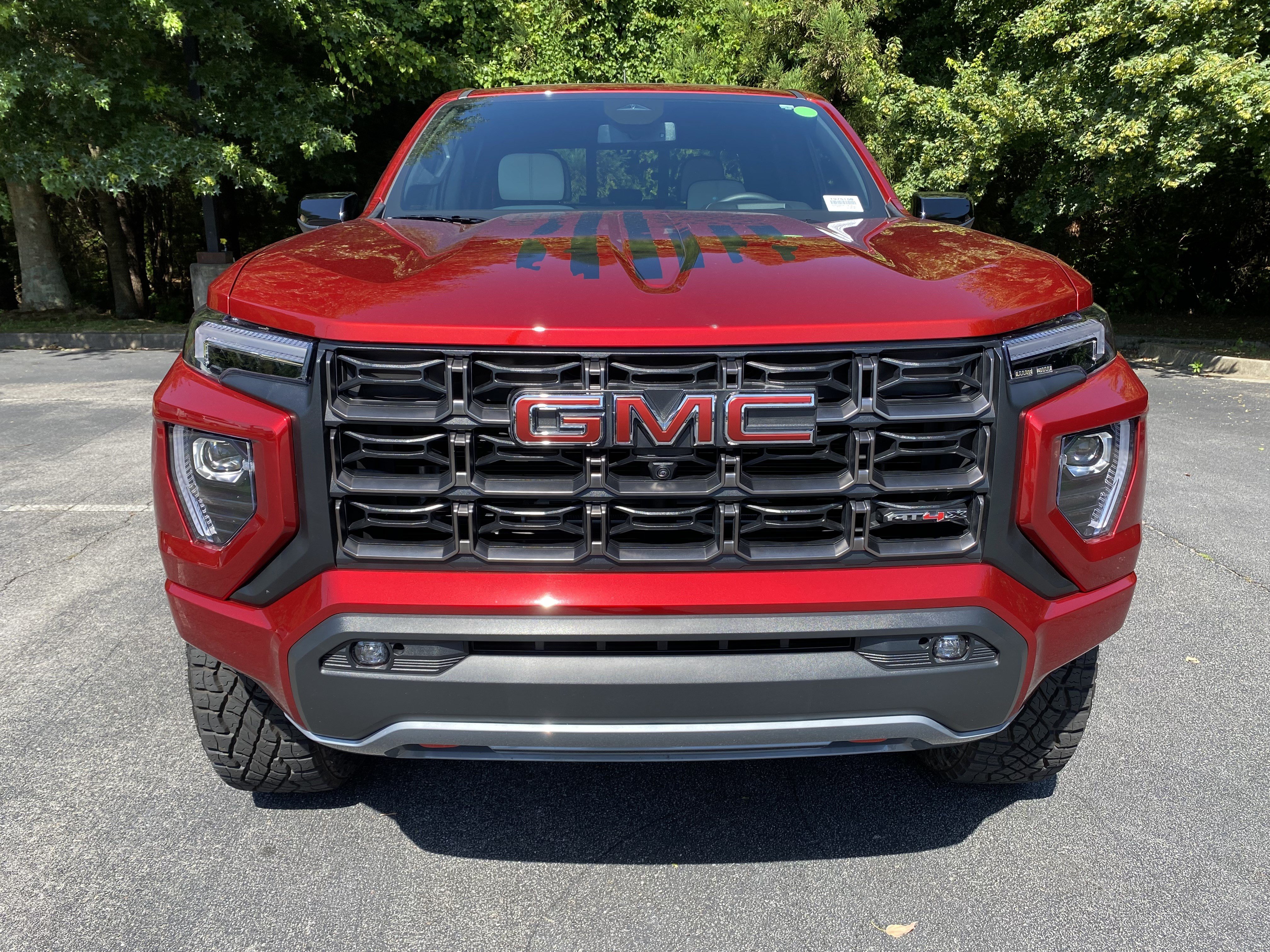 Used 2025 GMC Canyon AT4 w/ AT4X Package AWD/4WD image 3