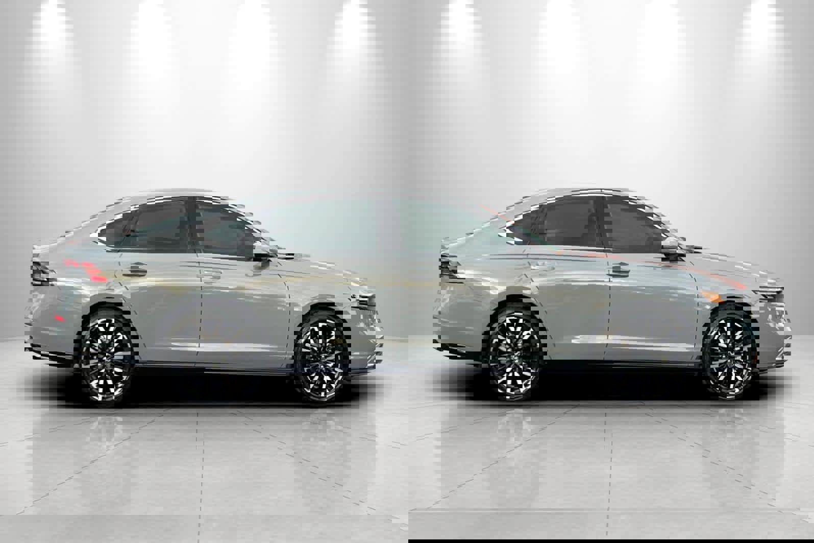 New 2025 Honda Accord Touring image 8