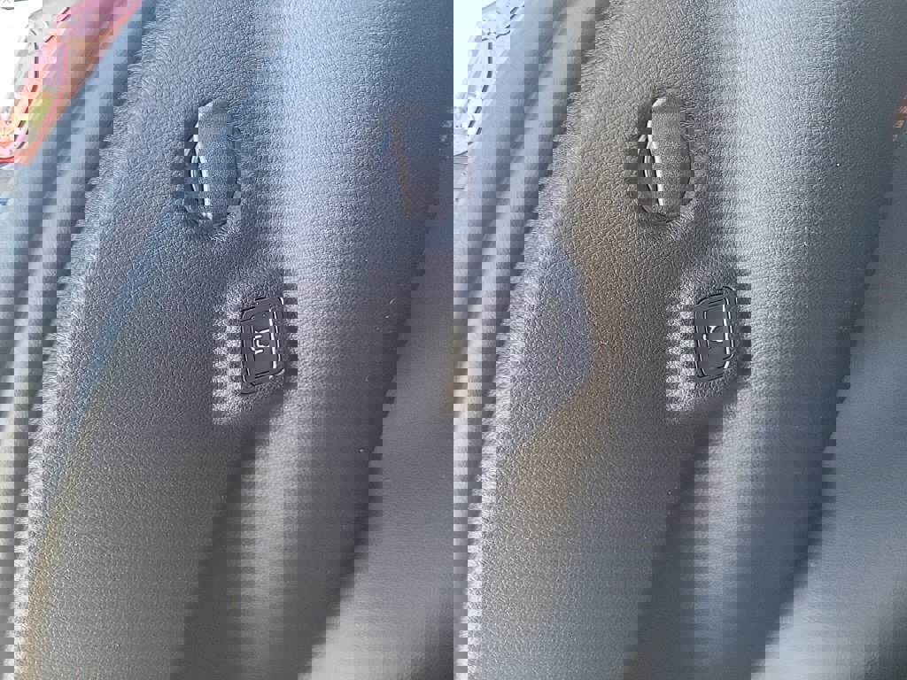 New 2026 Jeep Compass Limited w/ Sun, Sound & Navigation Group image 14