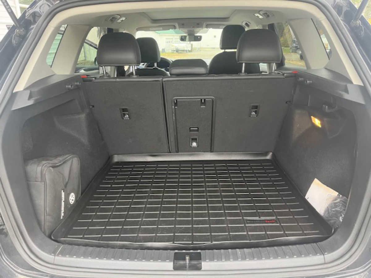 Used 2023 Volkswagen Taos SE w/ Panoramic Sunroof Package image 20