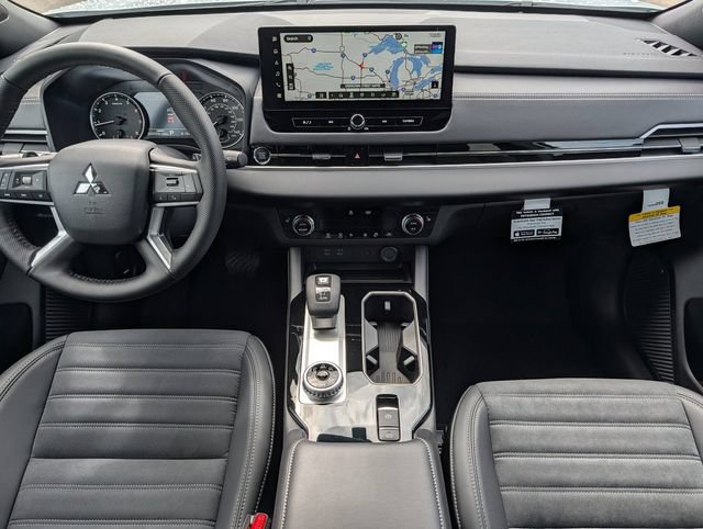 New 2026 Mitsubishi Outlander LE AWD/4WD image 8