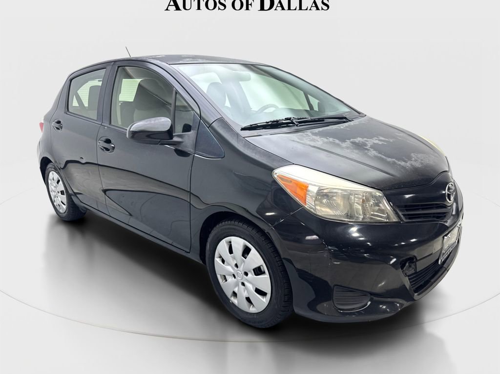 Used 2012 Toyota Yaris LE FWD image 4
