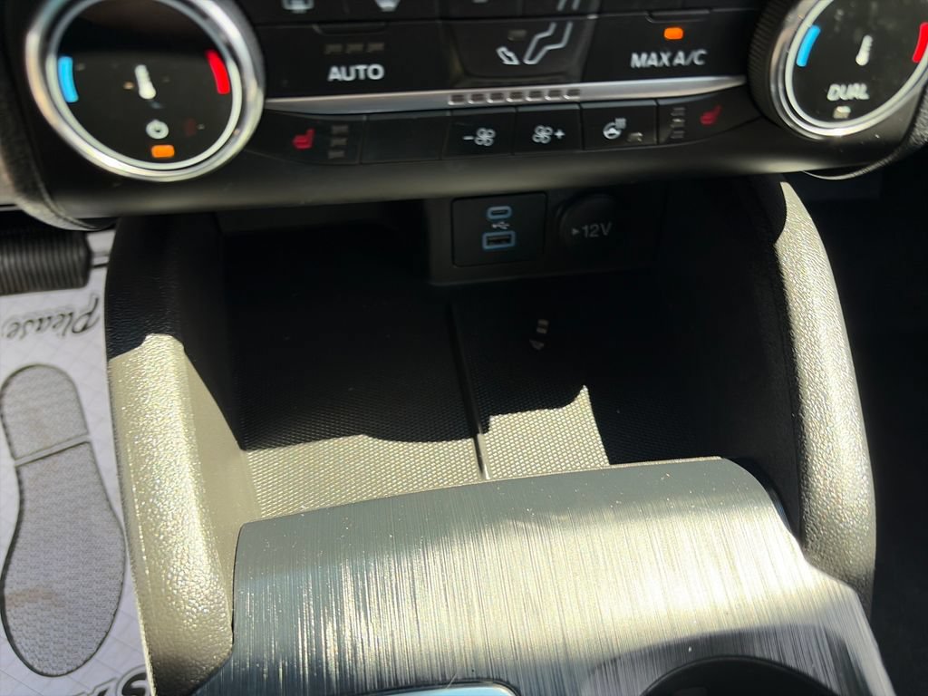 Used 2023 Ford Escape Active AWD/4WD image 23