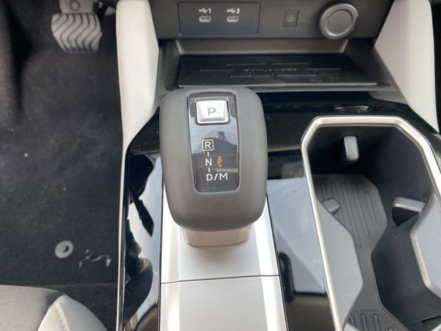 New 2025 Mitsubishi Outlander SE image 30