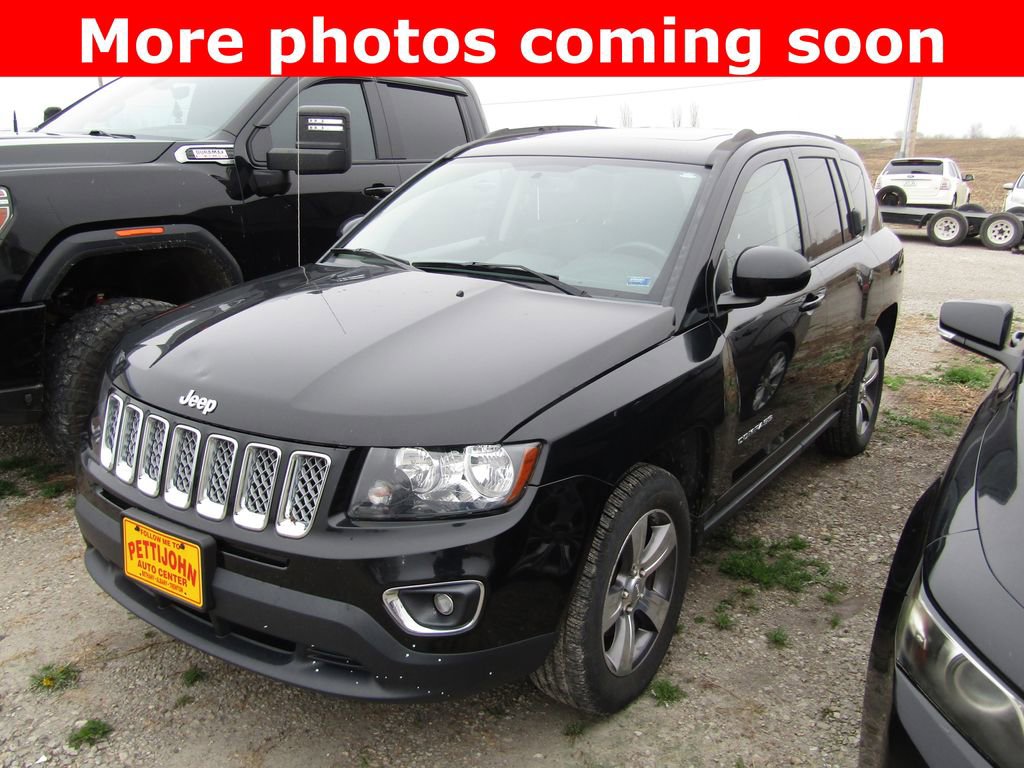 Used 2017 Jeep Compass High Altitude image 1