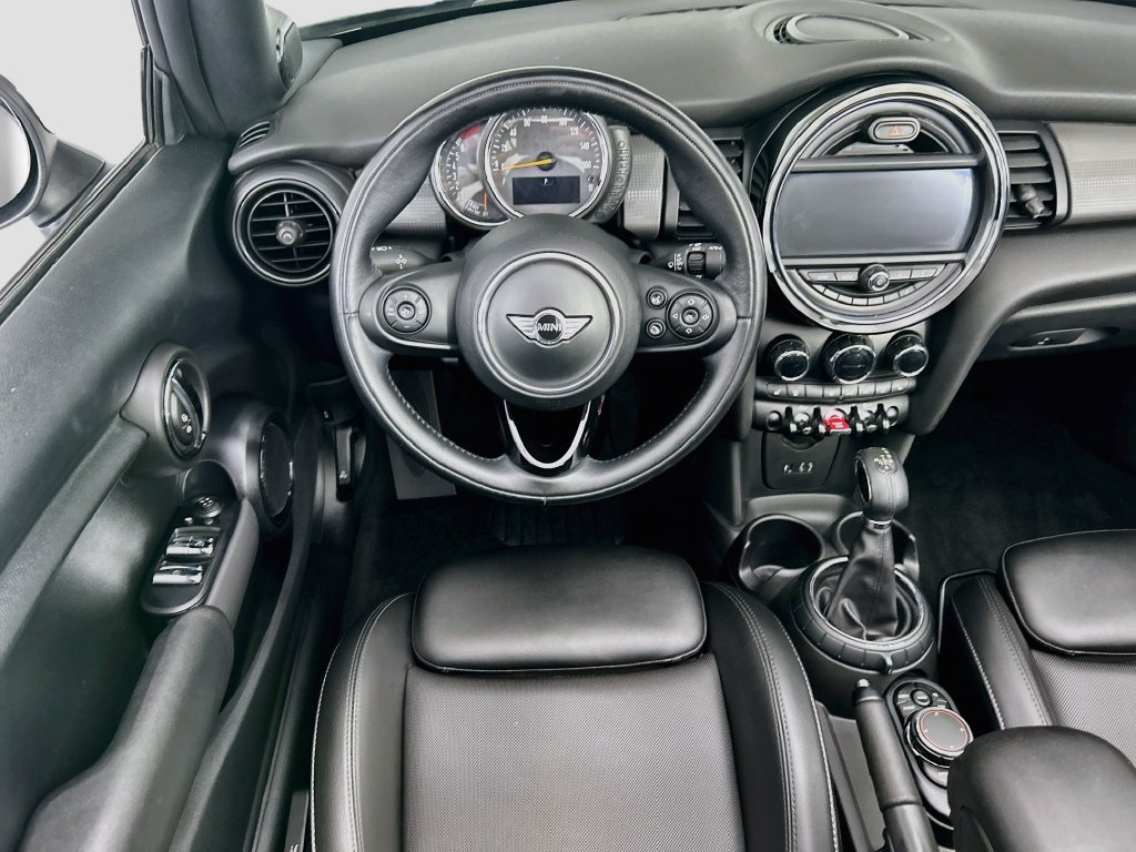 Used 2016 MINI Cooper Convertible FWD image 10