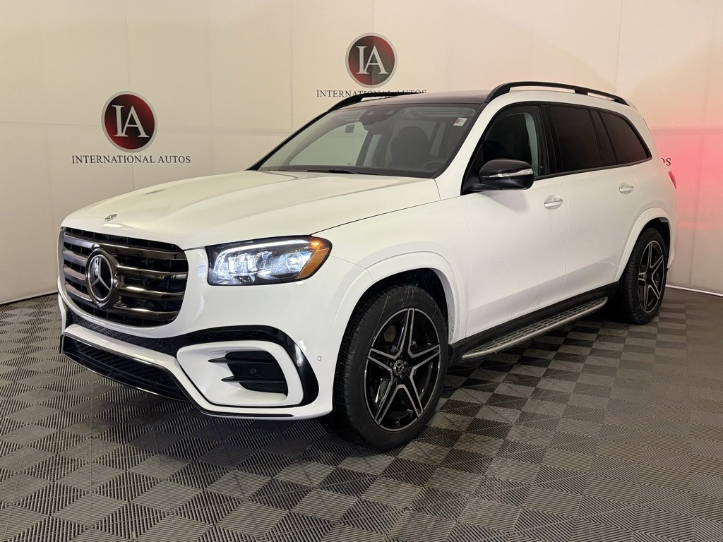 Used 2026 Mercedes-Benz GLS 450 4MATIC image 3