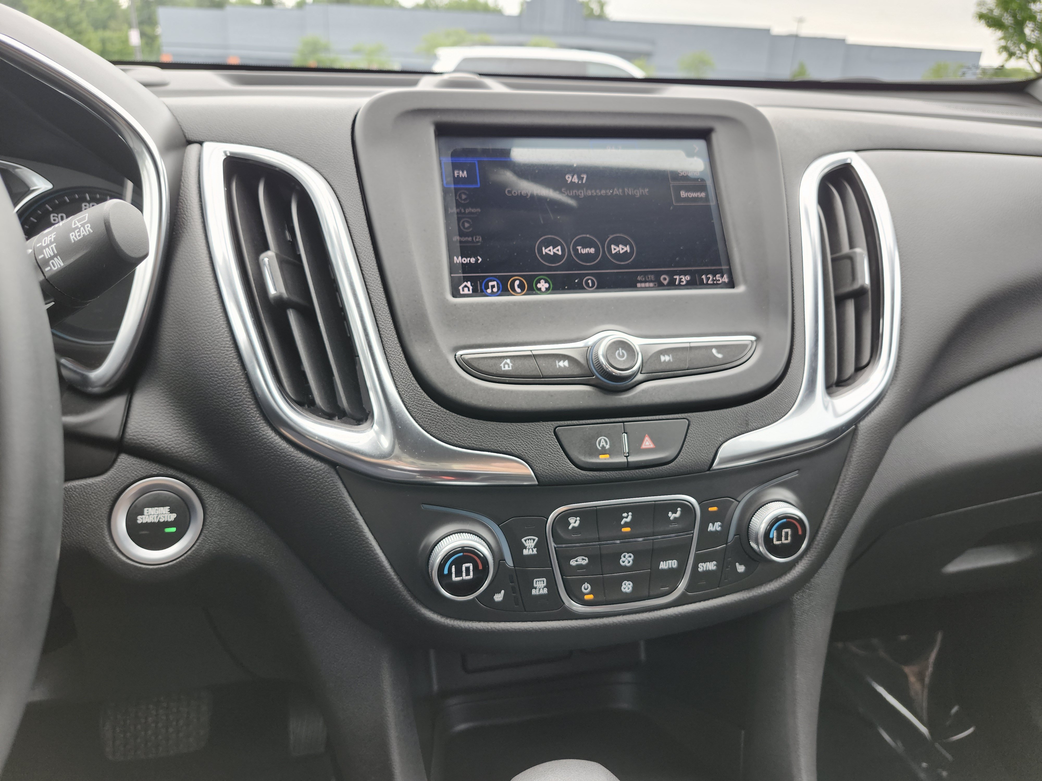 Used 2024 Chevrolet Equinox LT FWD image 31