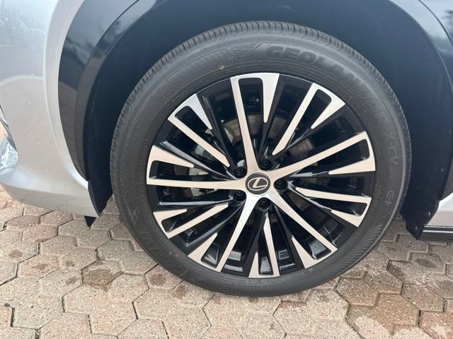 New 2026 Lexus RZ 450e AWD w/ Technology Package image 14