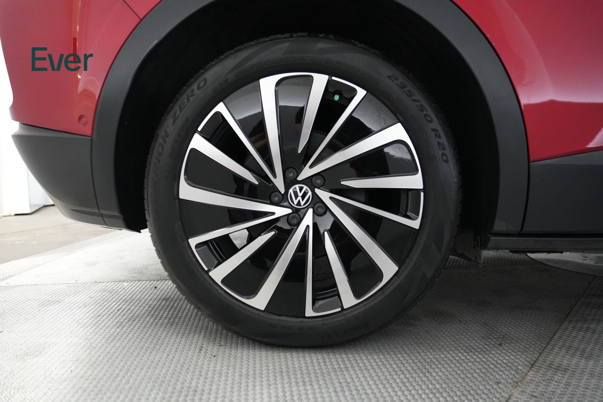 Used 2024 Volkswagen ID.4 S image 9