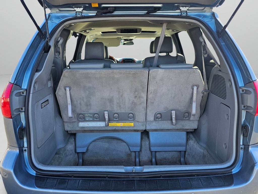 Used 2007 Toyota Sienna XLE Limited AWD/4WD image 16