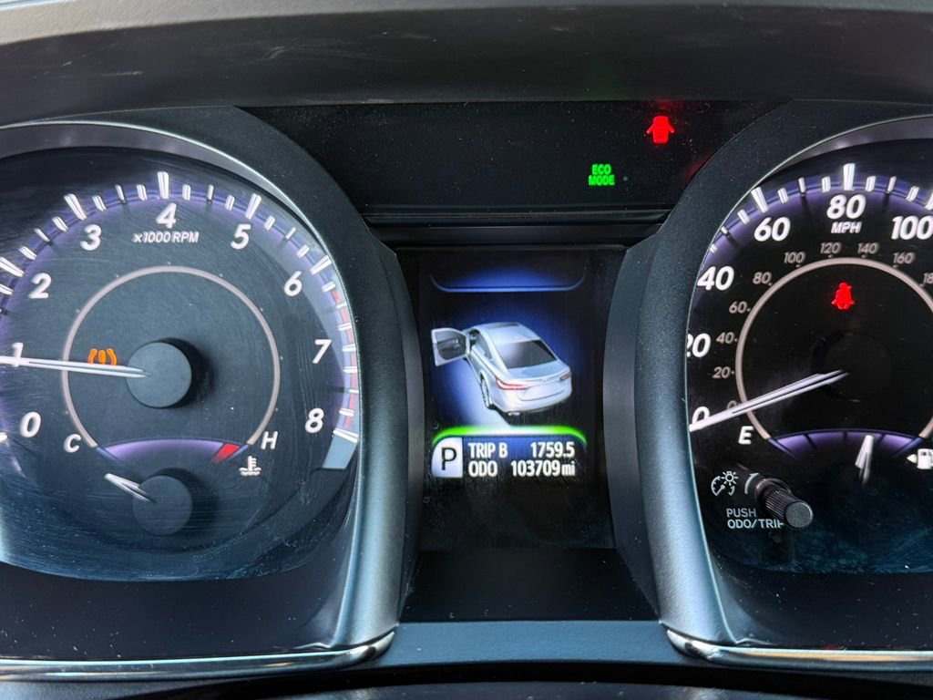 Used 2016 Toyota Avalon Touring image 29