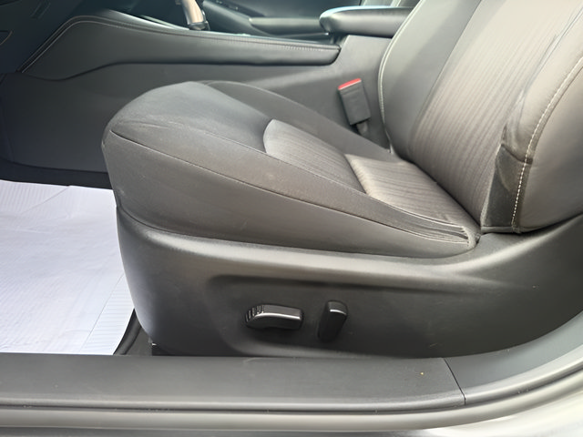 Used 2023 Nissan Altima 2.5 SV FWD image 31