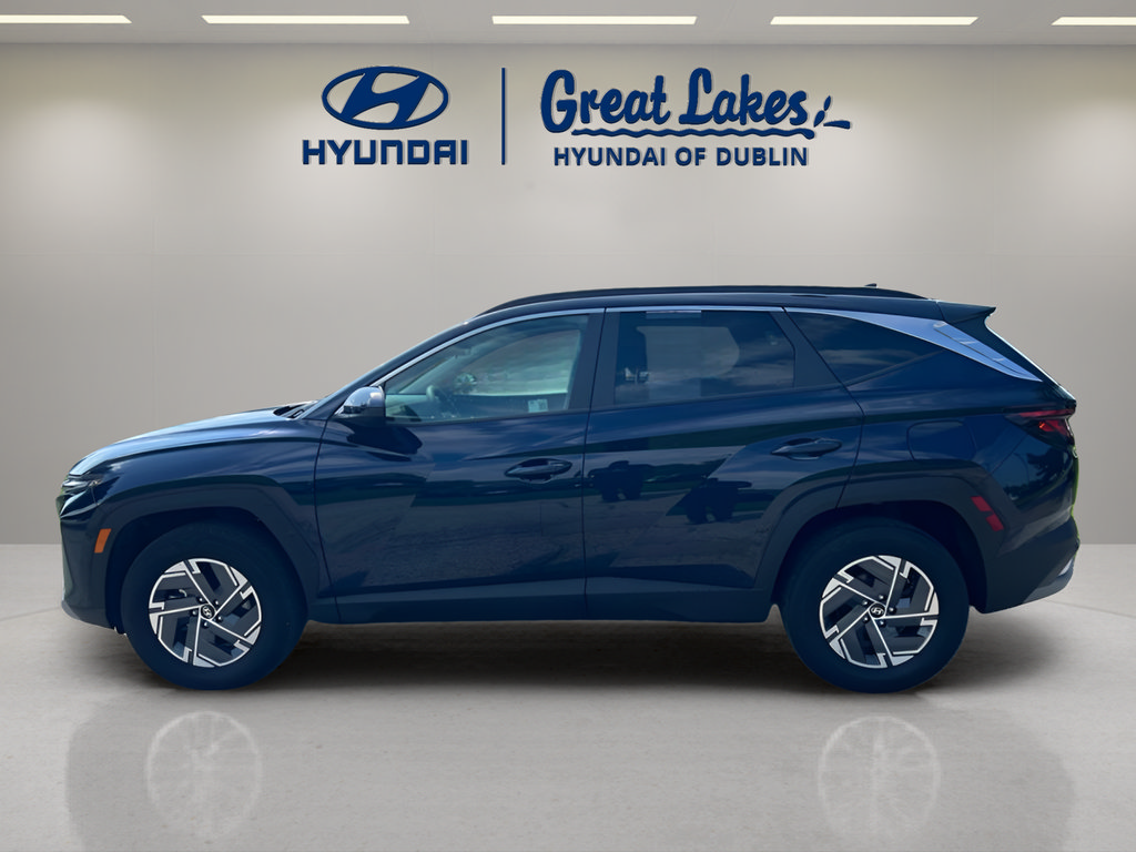 Used 2025 Hyundai Tucson Blue AWD/4WD image 2