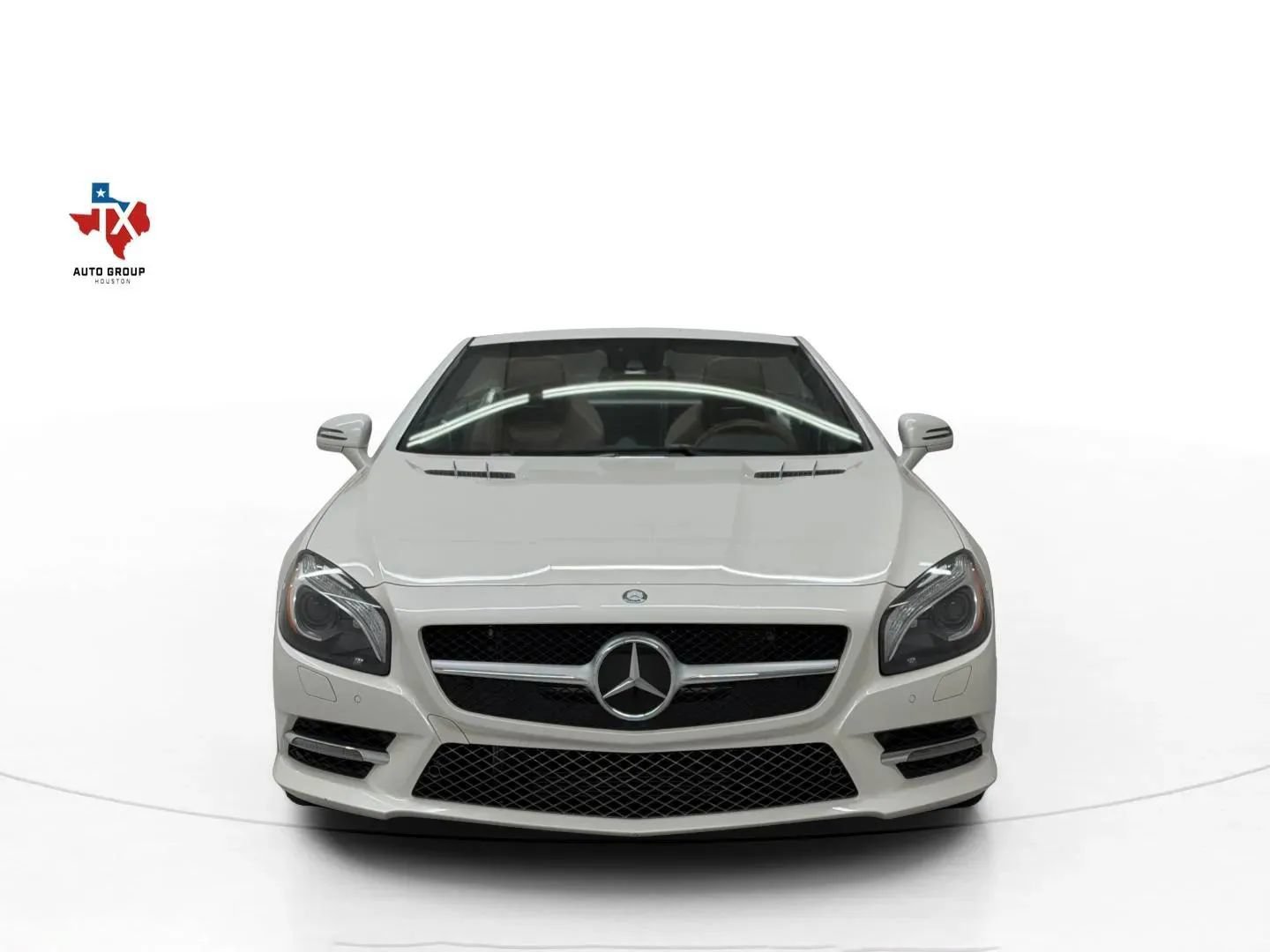 Used 2014 Mercedes-Benz SL 550 image 8