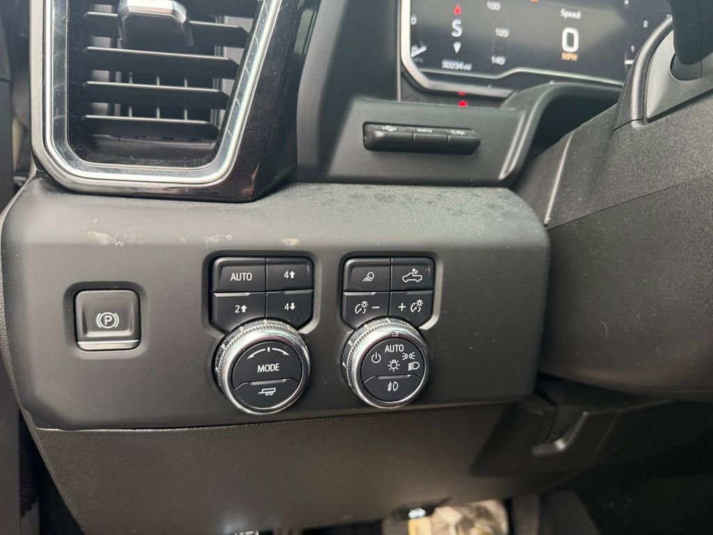 Used 2024 GMC Sierra 2500 Denali Ultimate w/ Snow Plow Prep/Camper Package image 14