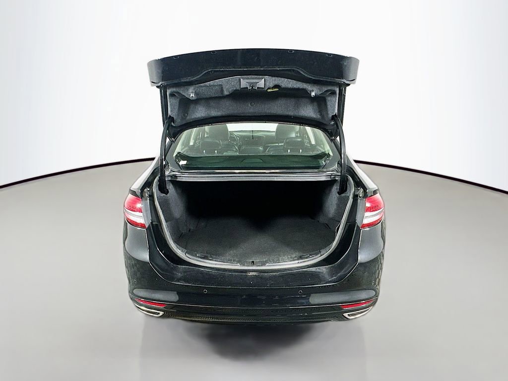 Used 2018 Ford Fusion Titanium AWD/4WD image 29