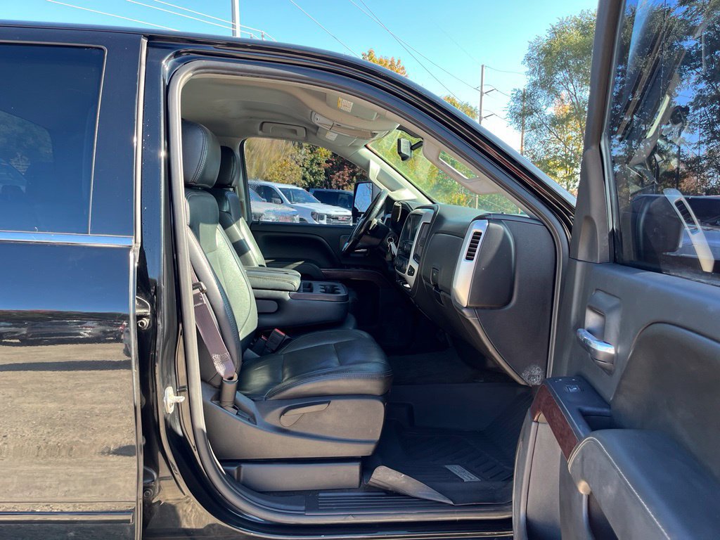 Used 2016 GMC Sierra 2500 SLE w/ SLE Preferred Package AWD/4WD image 33