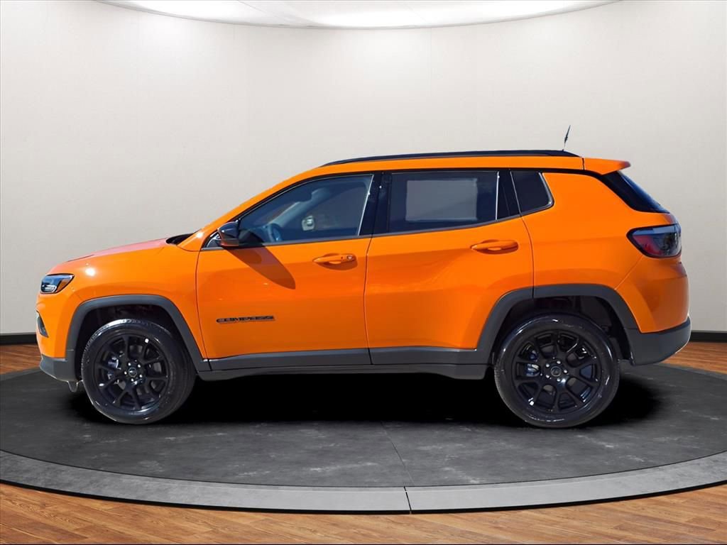 New 2026 Jeep Compass Latitude image 14