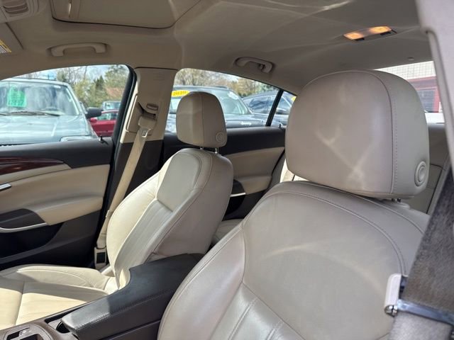 Used 2015 Buick Regal FWD image 10