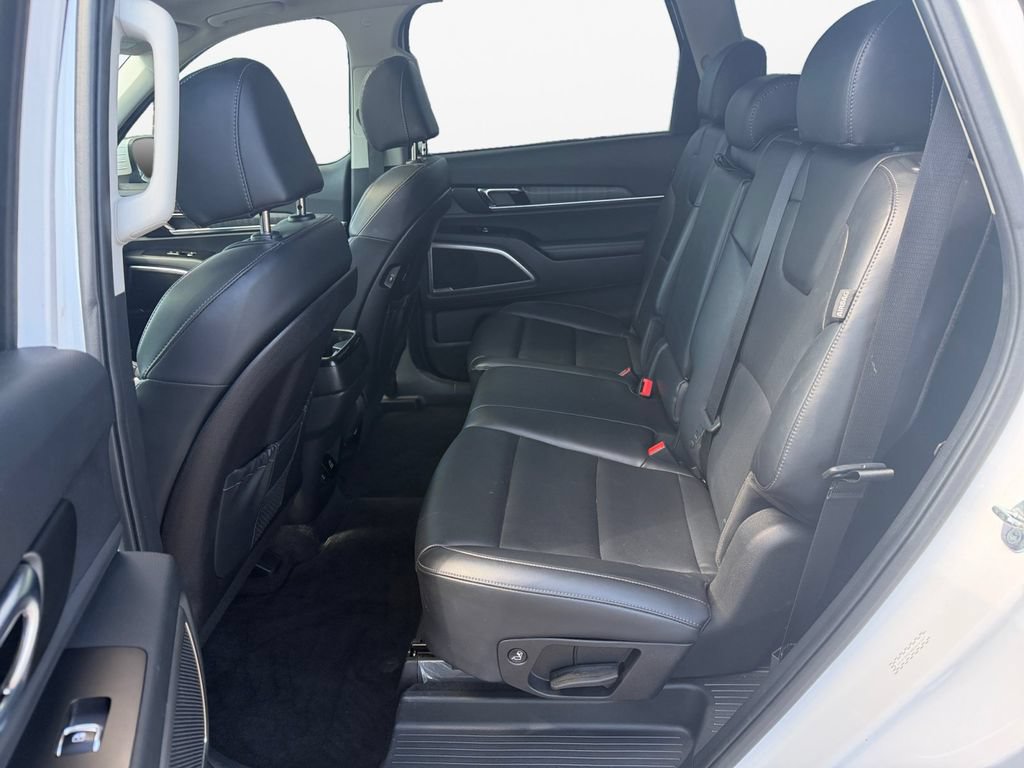 Used 2024 Kia Telluride EX AWD/4WD image 15