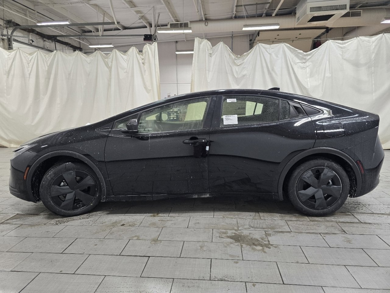 New 2026 Toyota Prius LE image 11