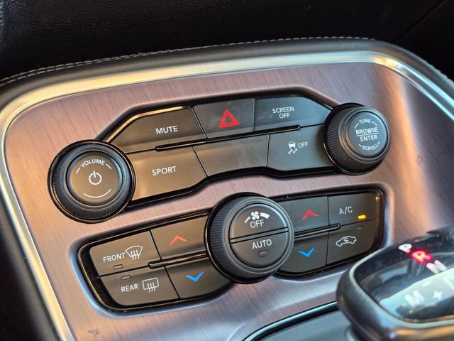 Used 2017 Dodge Challenger R/T image 24