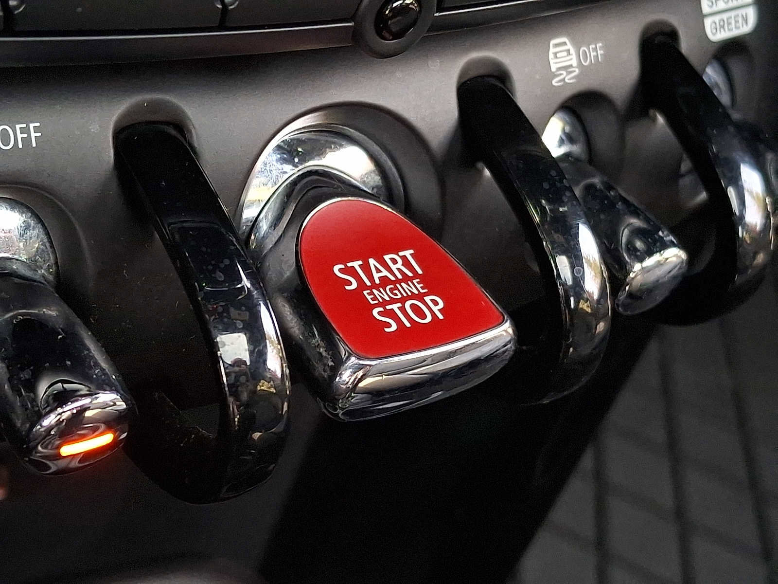 Used 2020 MINI Cooper S image 20