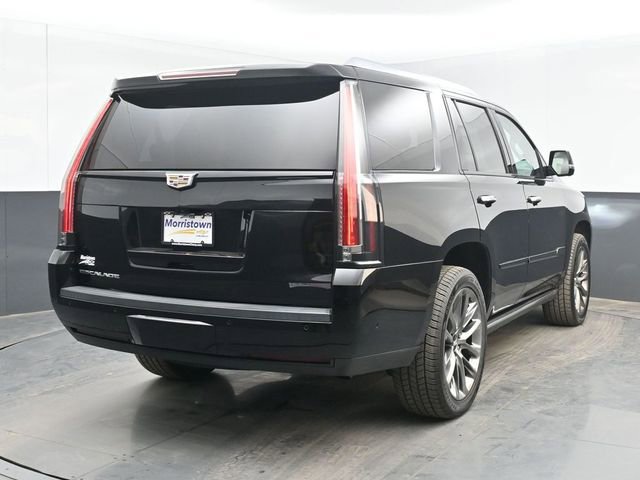 Used 2019 Cadillac Escalade Premium Luxury w/ Escalade Sport Edition AWD/4WD image 14