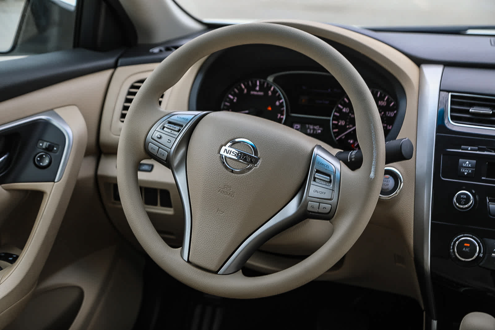 Used 2015 Nissan Altima 2.5 S w/ Power Driver Seat Package FWD image 15
