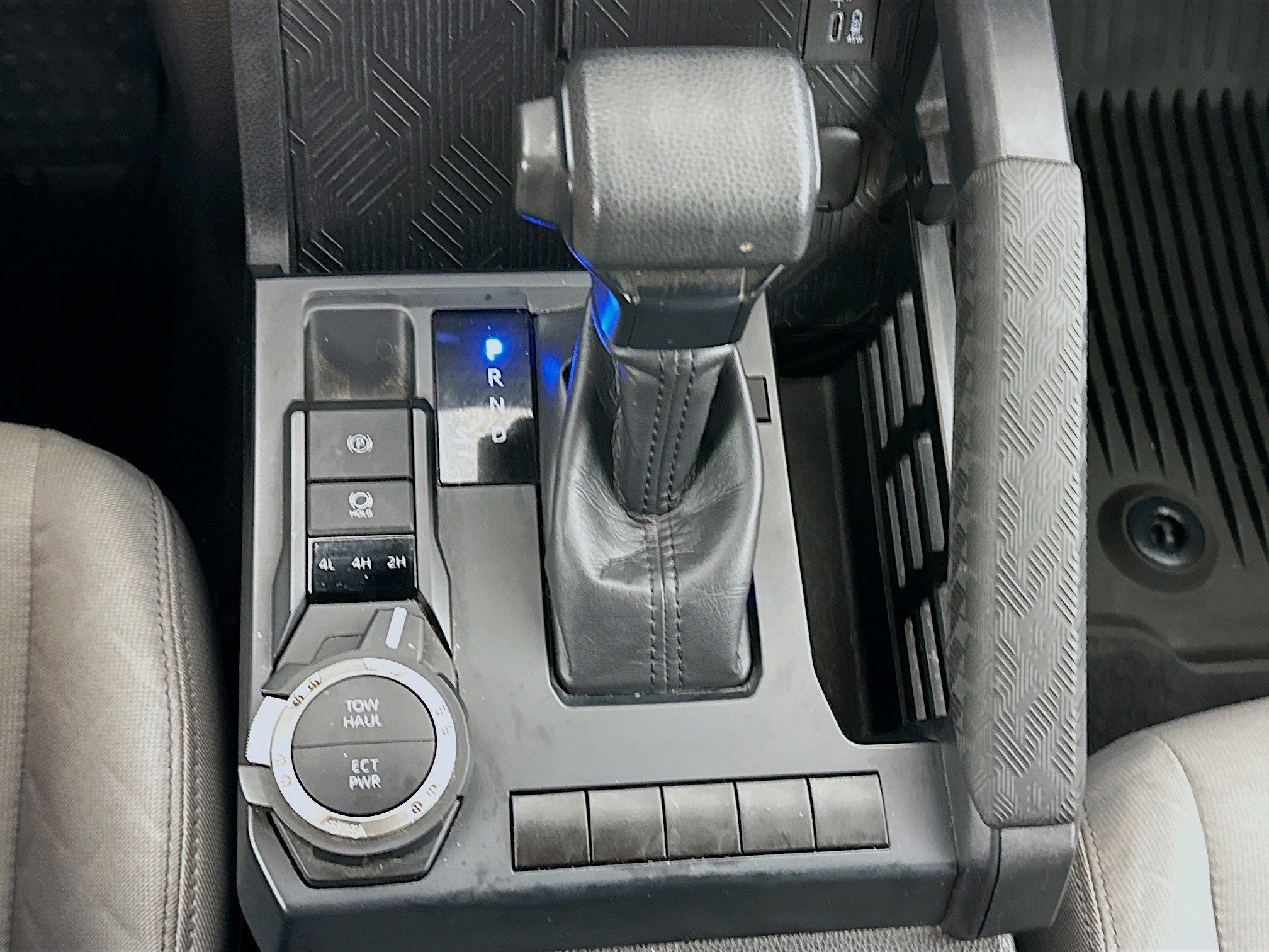 Used 2024 Toyota Tacoma SR5 image 23