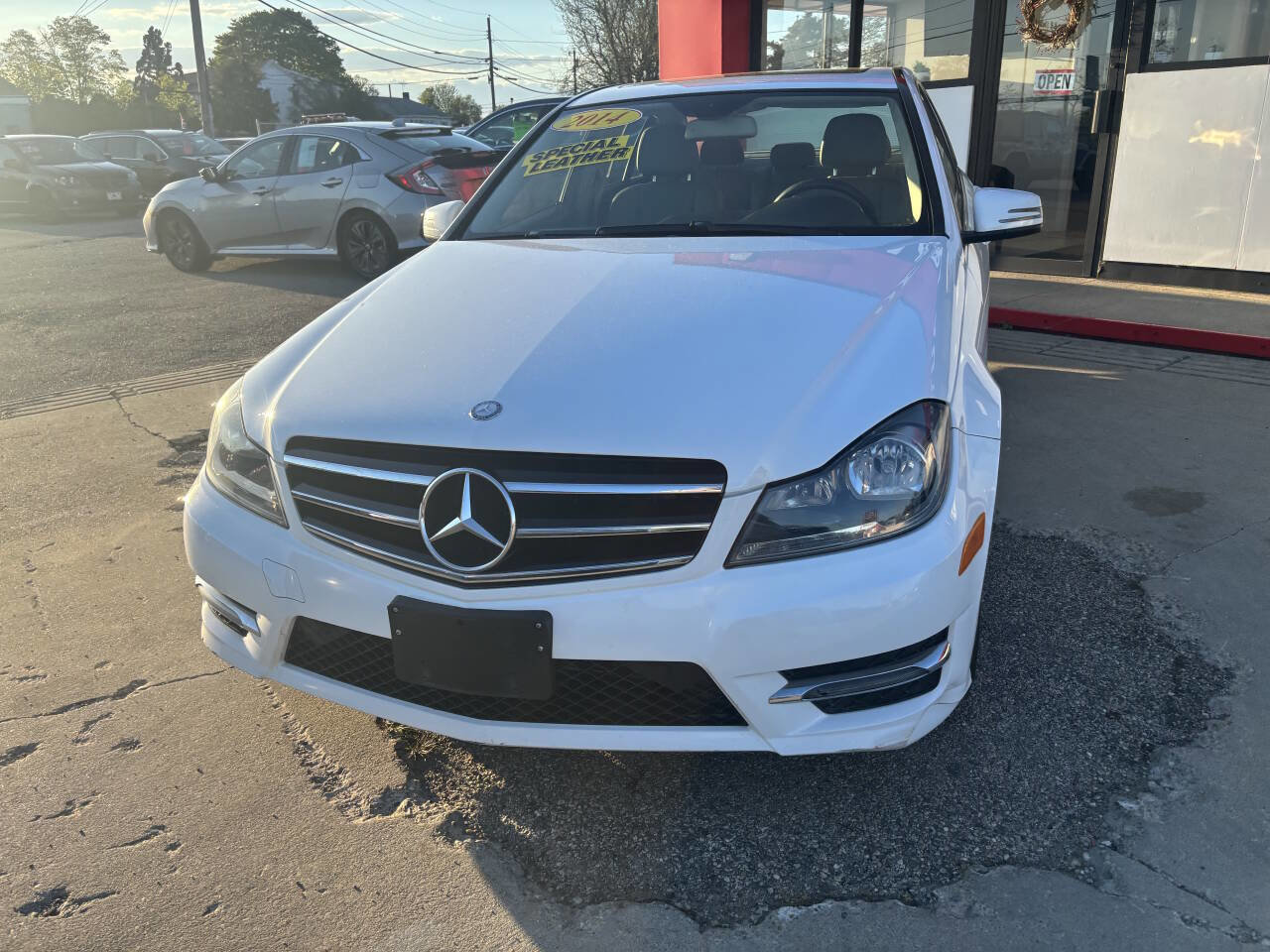 Used 2014 Mercedes-Benz C 300 4MATIC Sedan image 8