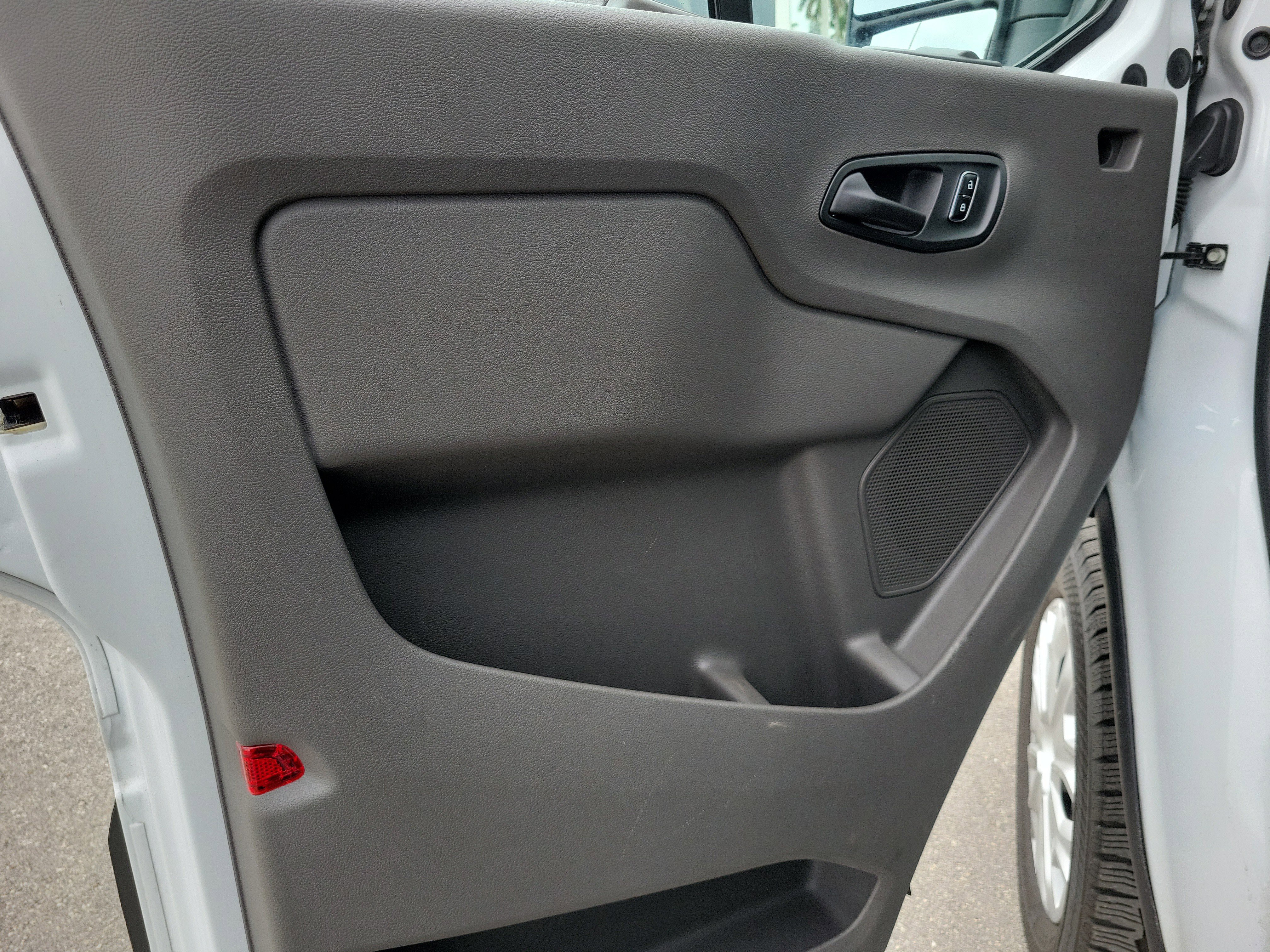 Used 2025 Ford Transit 250 Low Roof w/ Exterior Upgrade Package RWD image 25