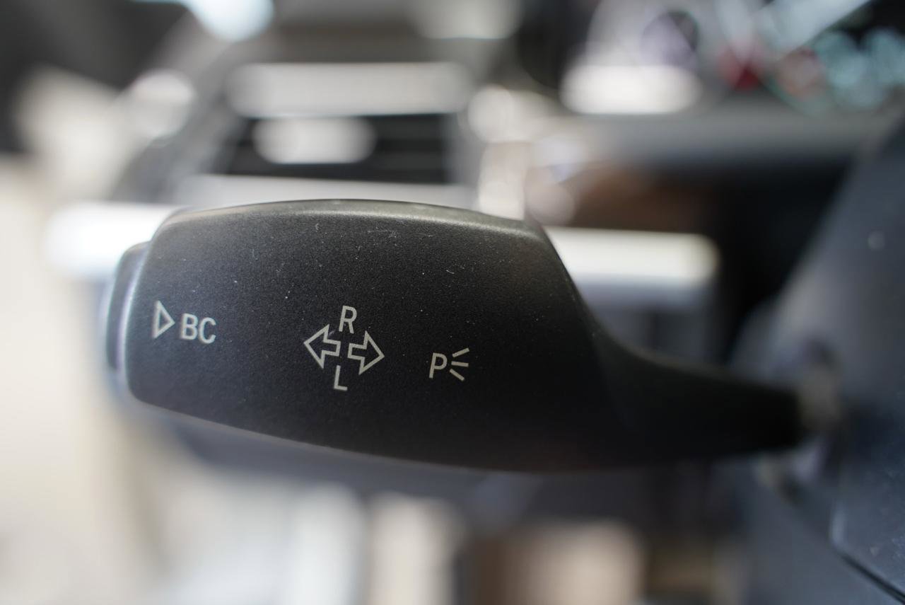 Used 2013 BMW 640i Convertible image 22