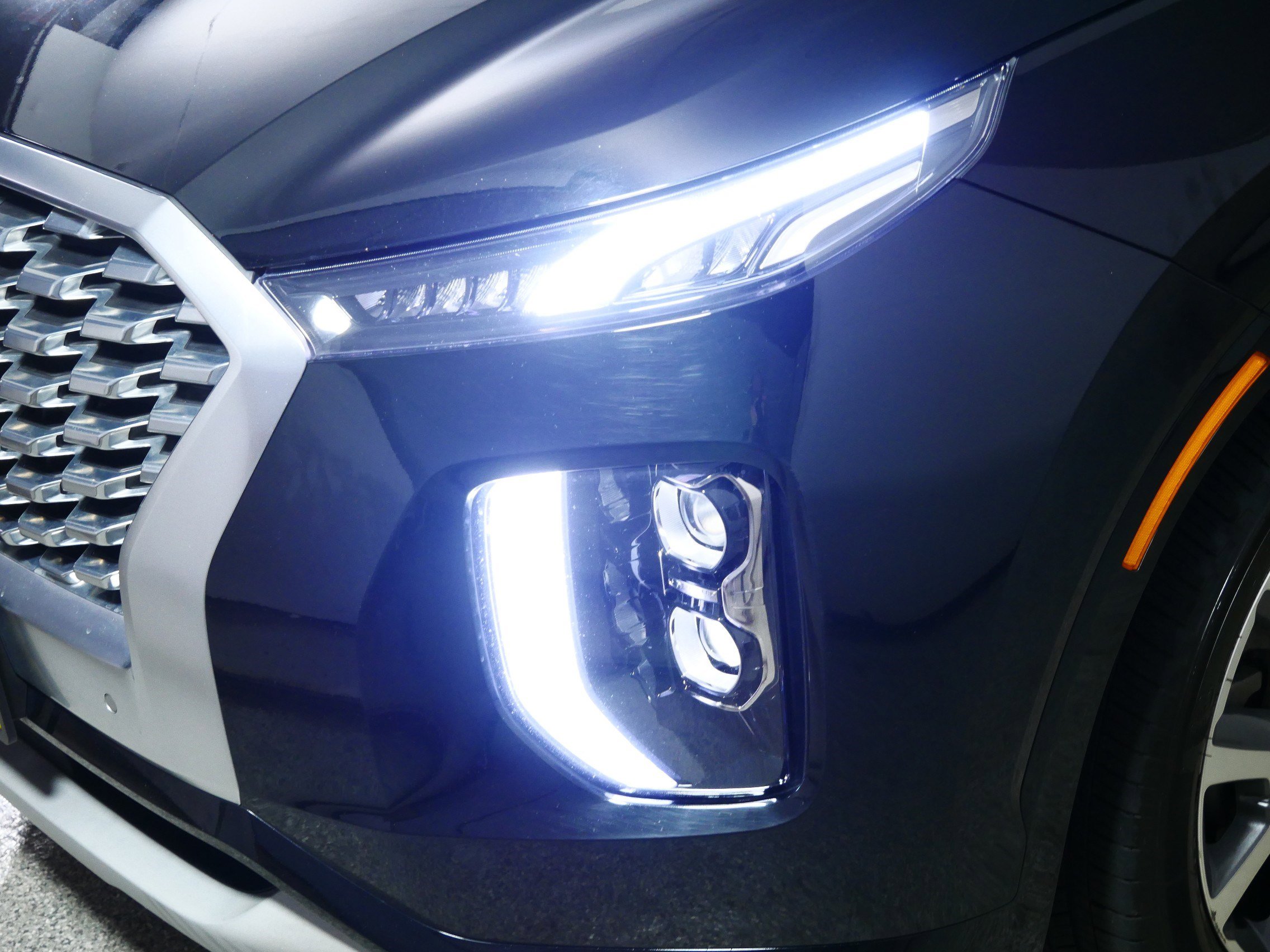 Used 2022 Hyundai Palisade Limited w/ Cargo Package image 16