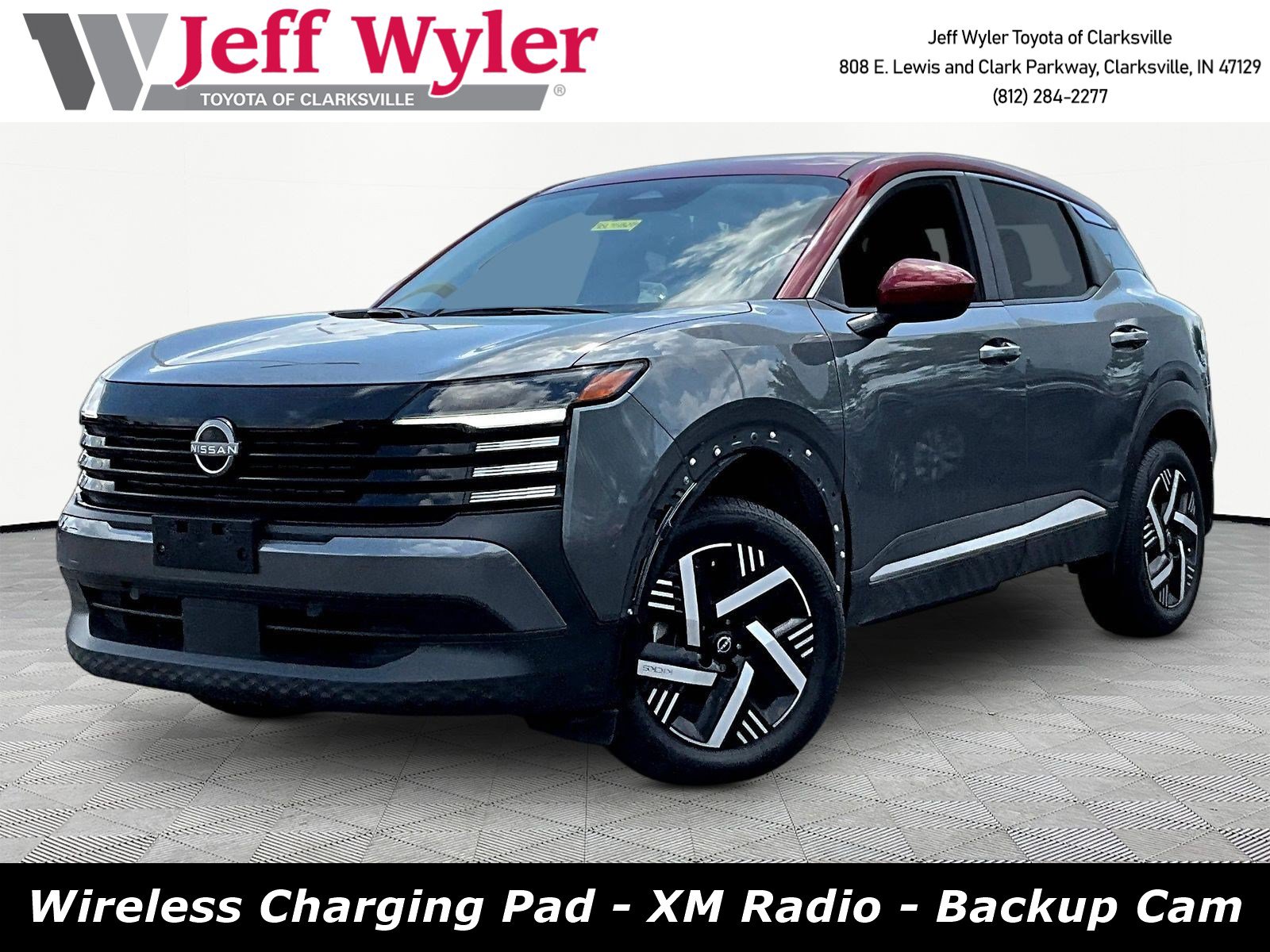 Used 2025 Nissan Kicks SV FWD image 1
