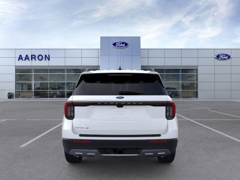 New 2026 Ford Explorer Active w/ Active Comfort Package RWD image 5