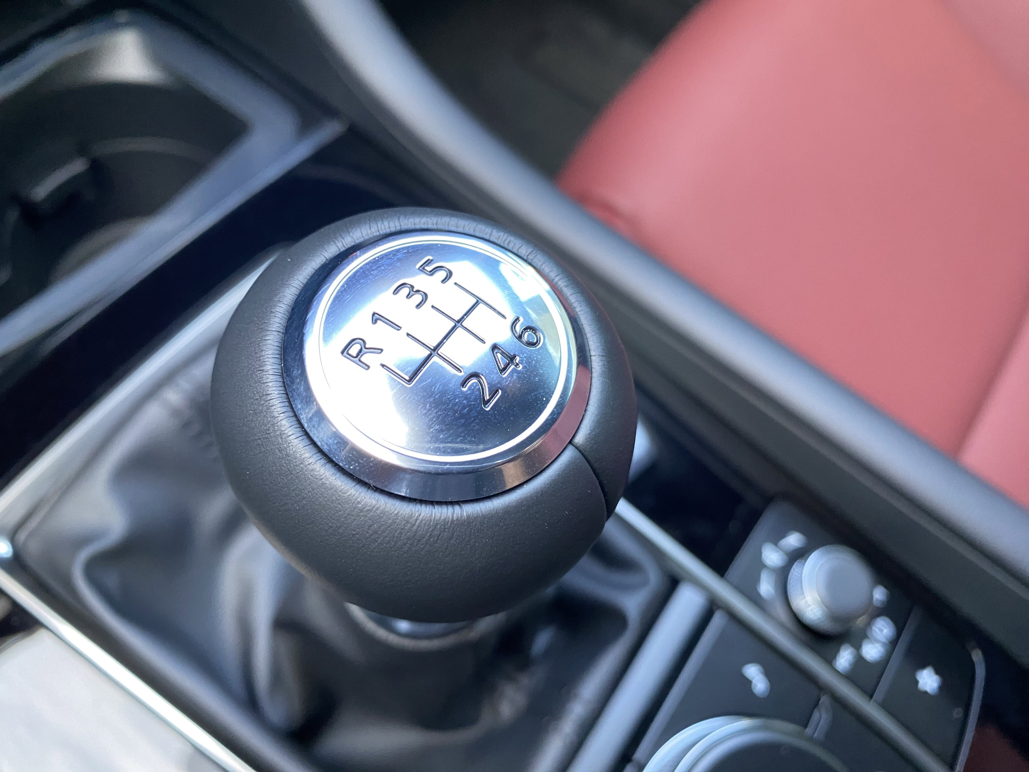 New 2026 MAZDA MAZDA3 2.5 S Hatchback w/ Premium Pkg image 31