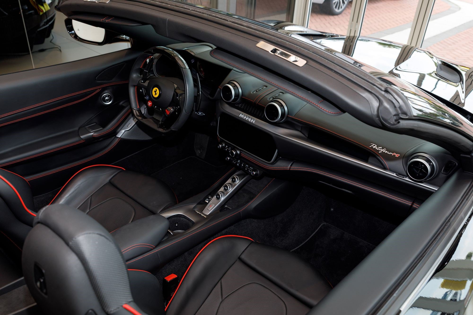 Used 2023 Ferrari Portofino M RWD image 16