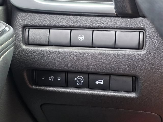 Used 2024 Nissan Rogue SV AWD/4WD image 36