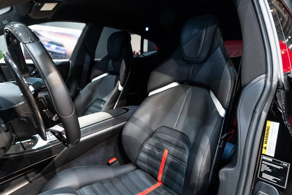 Certified 2023 Ferrari Purosangue AWD/4WD image 4
