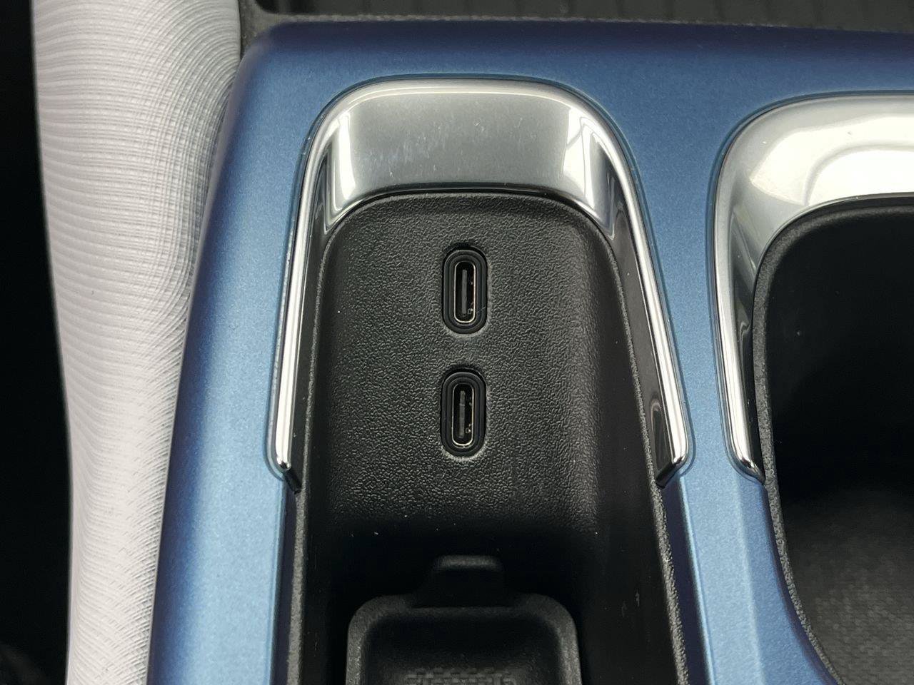 Certified 2024 Chevrolet Equinox EV LT AWD/4WD image 28