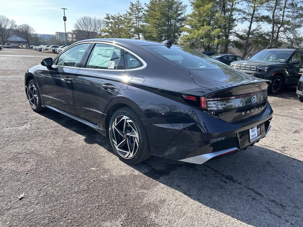 New 2026 Hyundai Sonata SEL FWD image 5