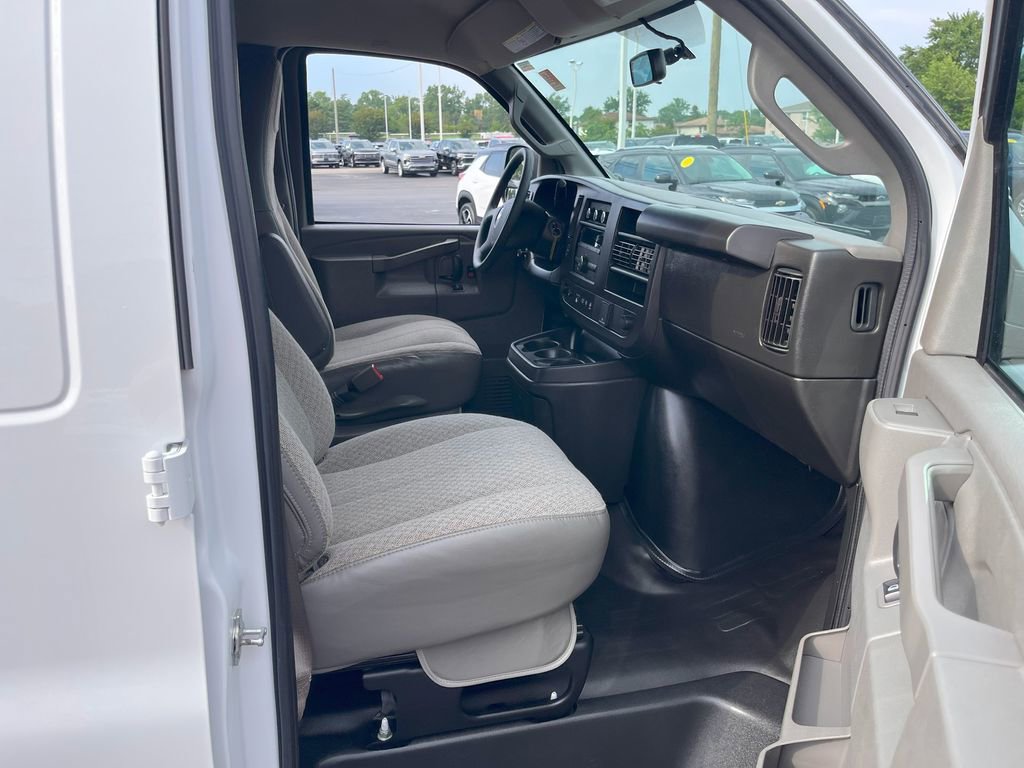 Used 2023 Chevrolet Express 2500 Extended w/ Chrome Appearance Package image 19